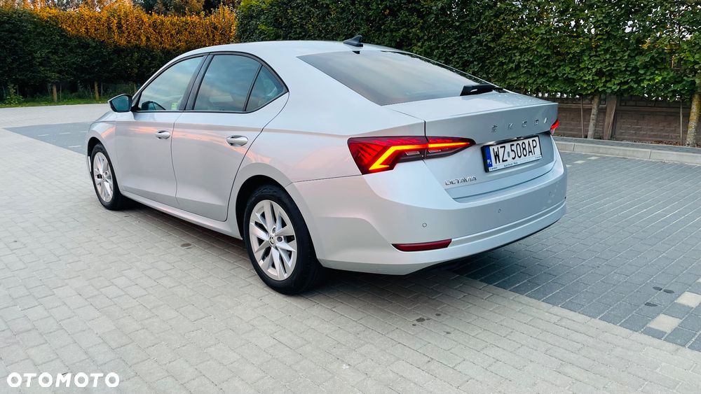 Skoda Octavia 1.5 TSI ACT Ambition - 3