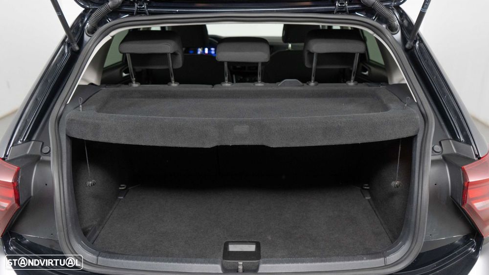 VW Polo 1.0 TSI Urban DSG - 13
