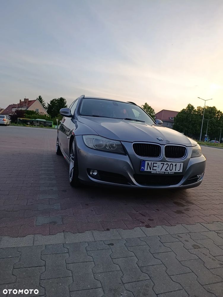 BMW Seria 3 320d Efficient Dynamics Sport Line - 4