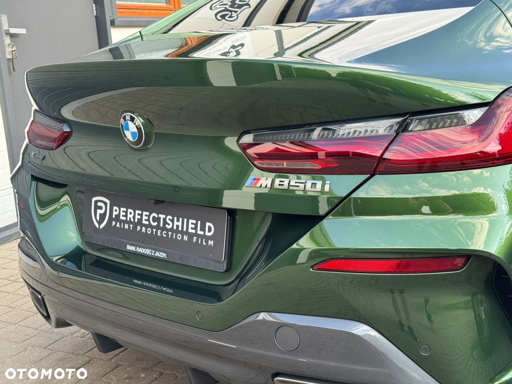 BMW Seria 8 - 24