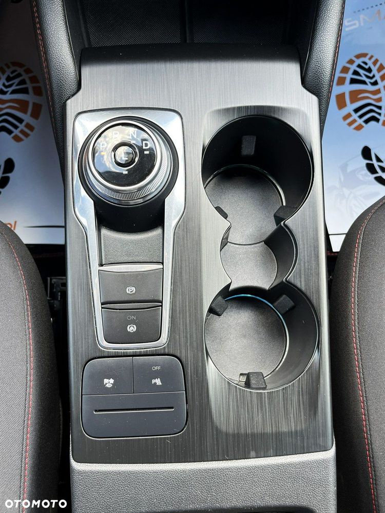 Ford Kuga - 34