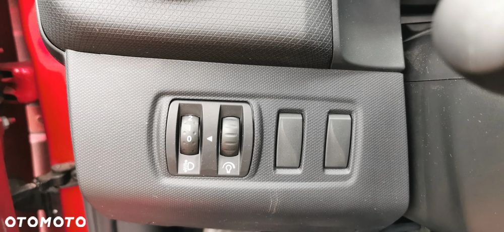 Renault Clio 1.2 16V 75 Experience - 17