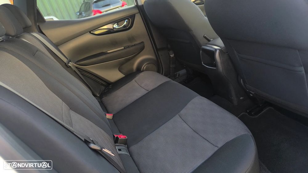 Nissan Qashqai 1.5 dCi Tekna J19 - 11
