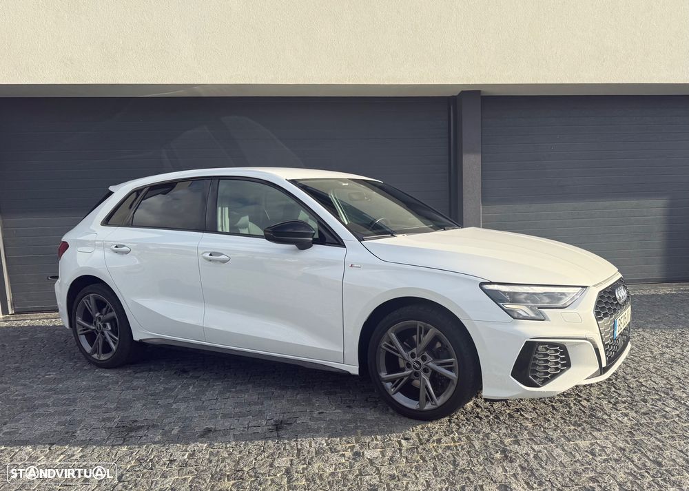 Audi A3 Sportback TFSIe 150 kW S tronic S line - 1