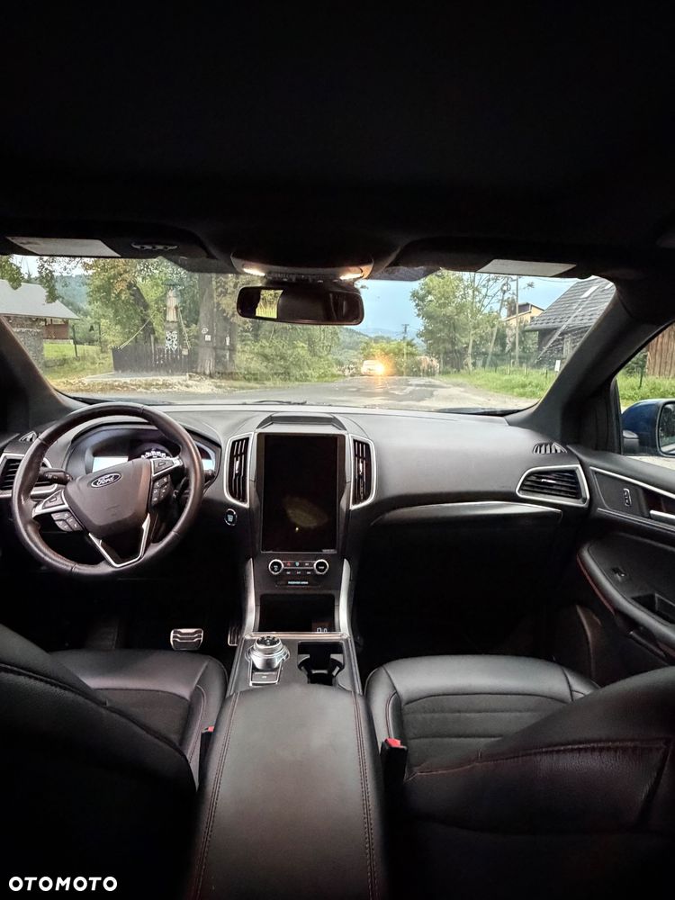 Ford Edge - 18
