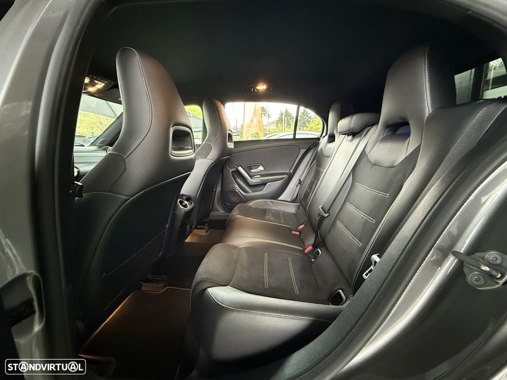 Mercedes-Benz A 180 d AMG Line Aut. - 33