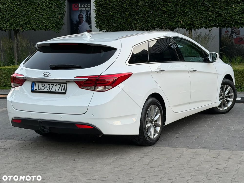 Hyundai i40 Kombi blue 1.7 CRDi Family - 17