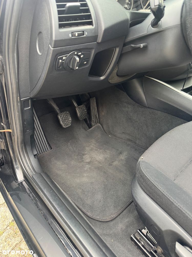 BMW Seria 1 - 25