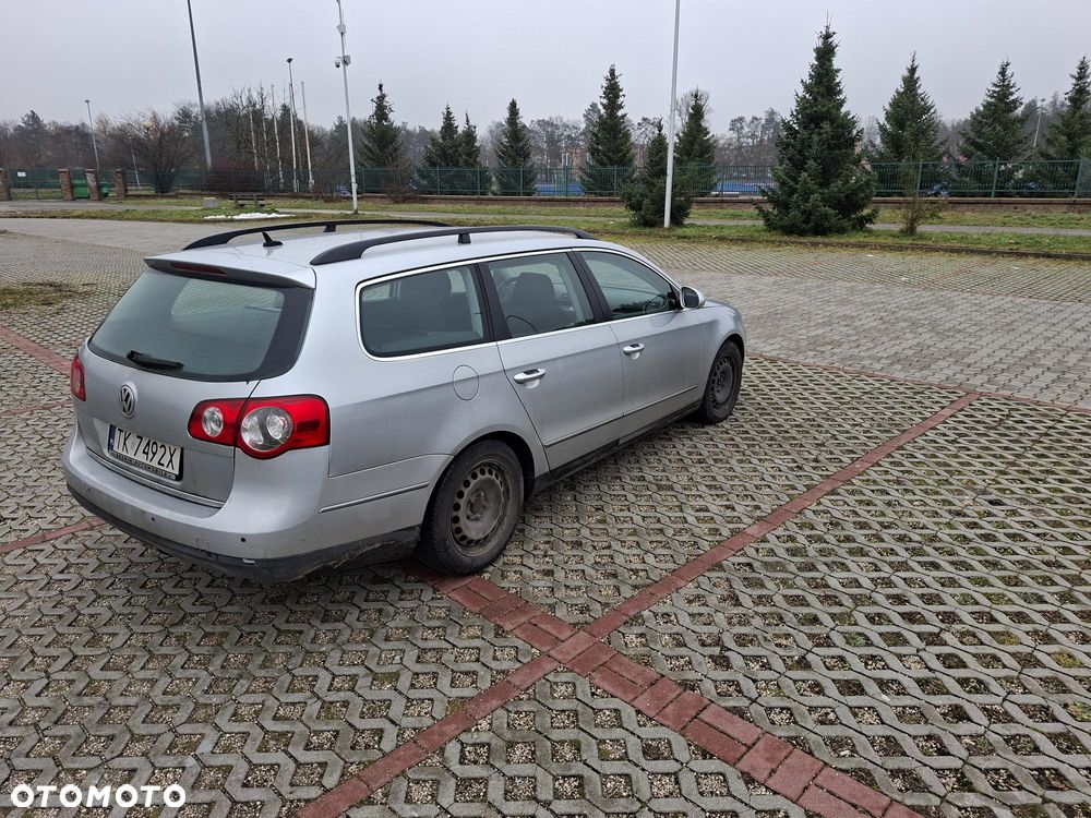 Volkswagen Passat 1.9 TDI DPF Comfortline - 3