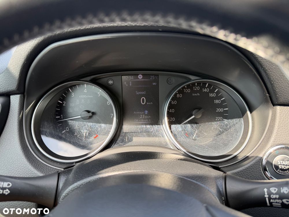 Nissan Qashqai 1.2 DIG-T Xtronic TEKNA+ - 27