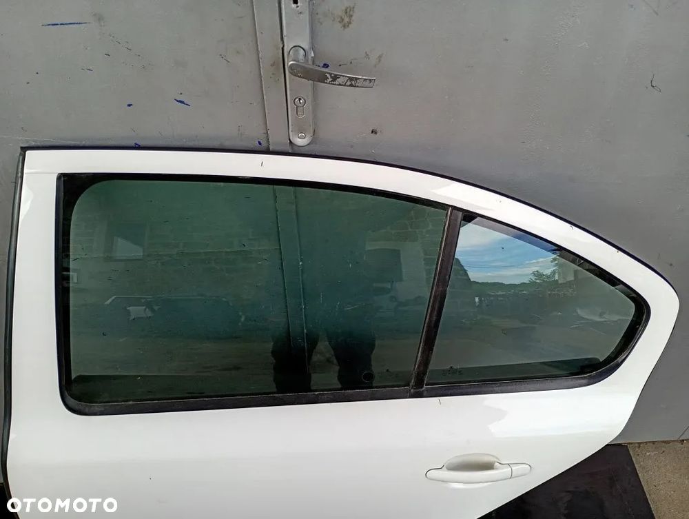 drzwi tylne lewe tył kompletne 1026 skoda octavia ii lift hb 2011r - 2