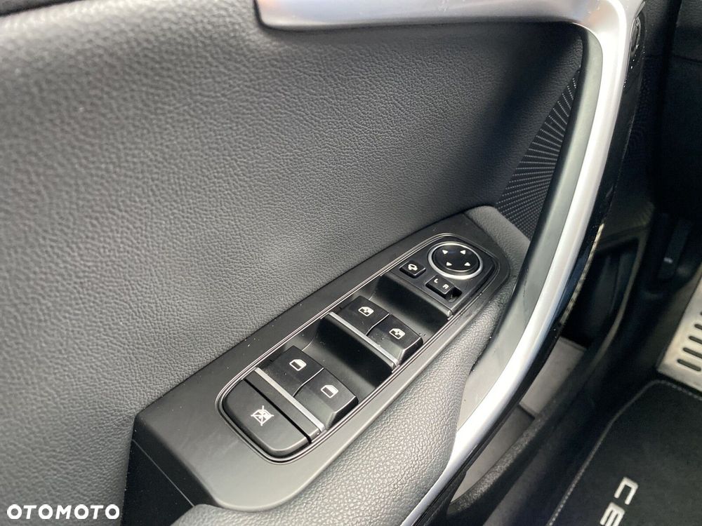 Kia Ceed - 23