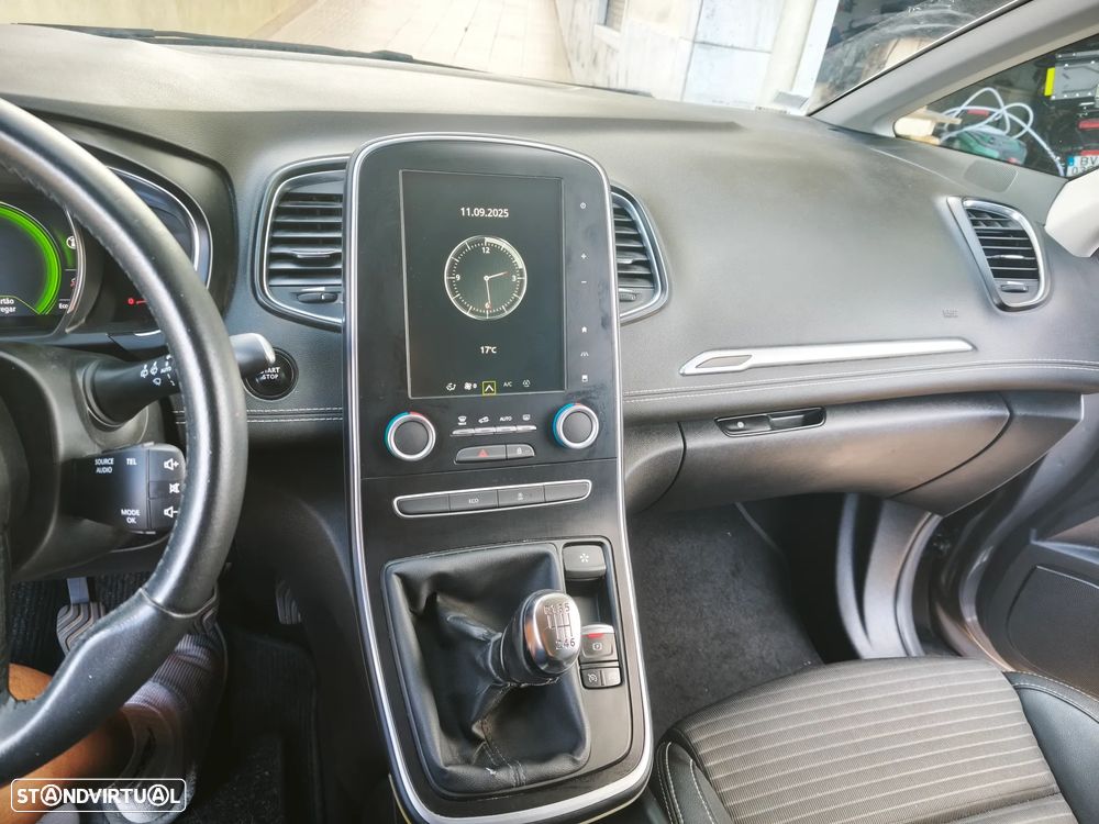 Renault Grand Scénic 1.6 dCi Intens SS - 14
