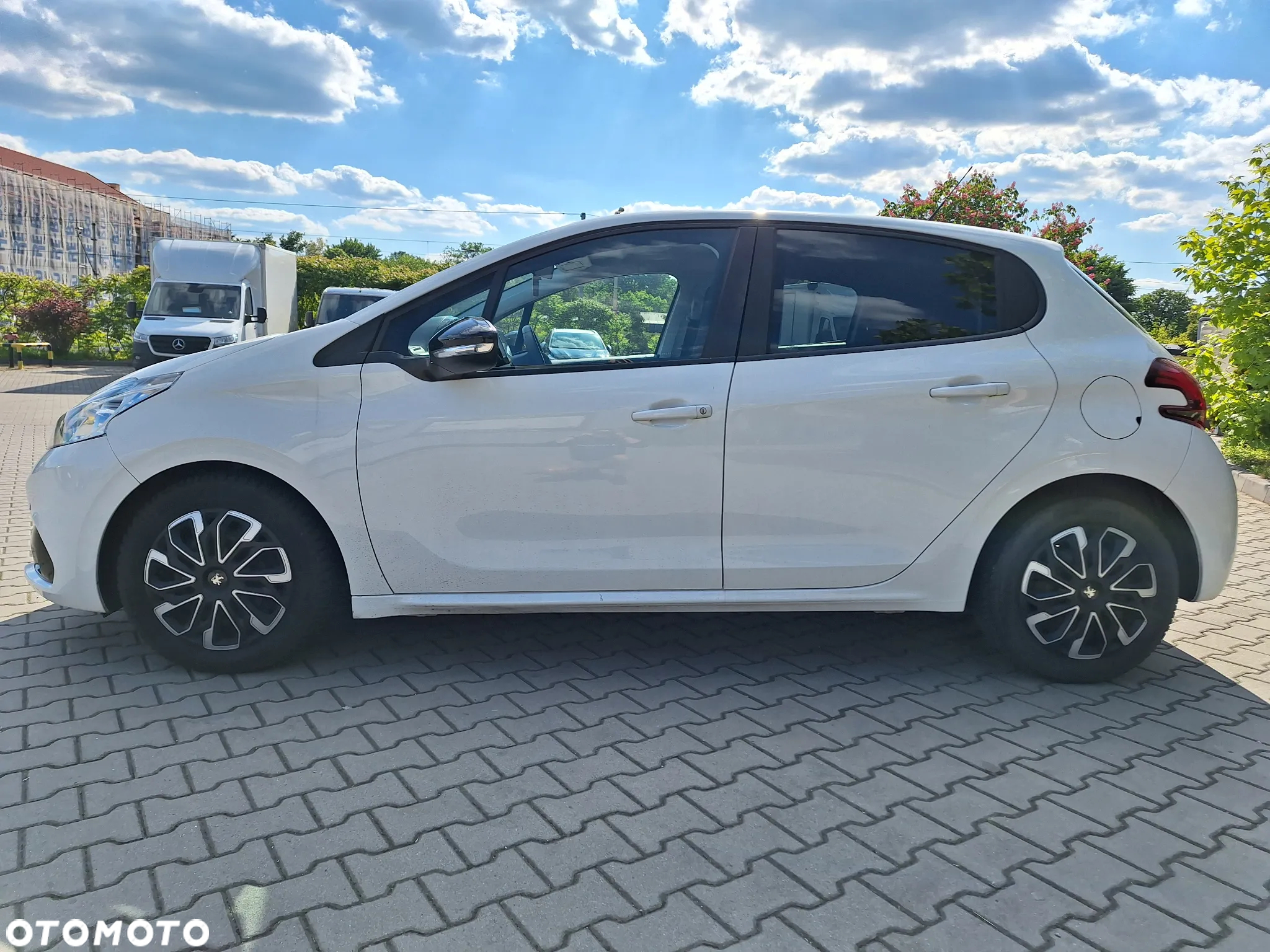 Peugeot 208 PureTech 68 Like - 12
