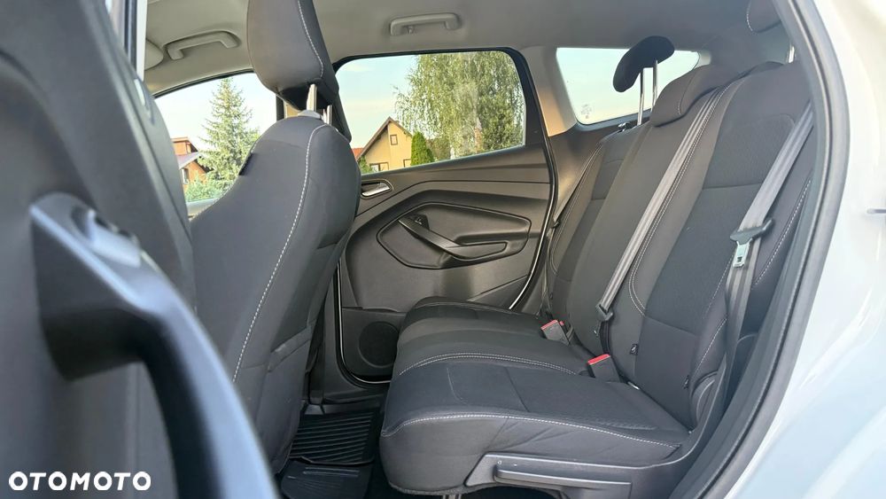 Ford Kuga 2.0 TDCi AWD Trend - 32