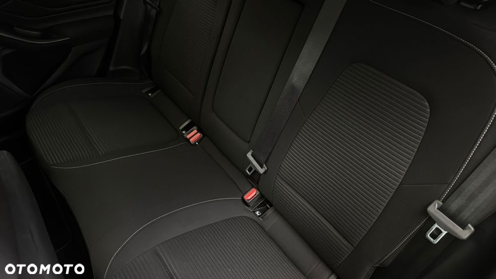 Ford Focus 1.0 EcoBoost mHEV Titanium X - 12