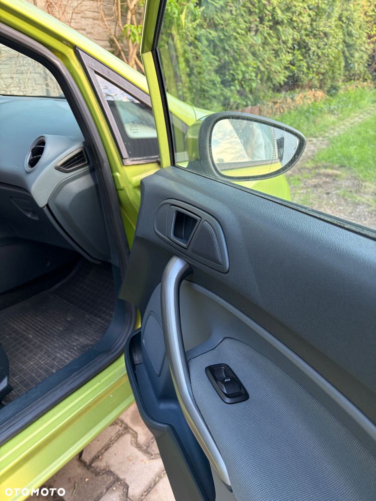 Ford Fiesta 1.4 TDCI - 13