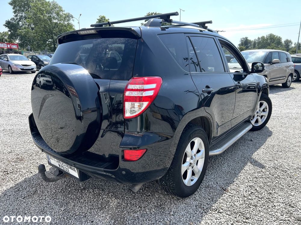 Toyota RAV4 2.2 D-4D Premium - 3