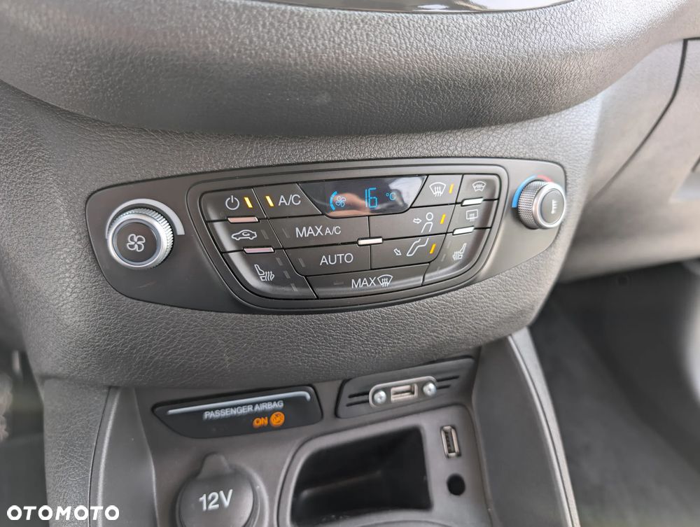 Ford Tourneo Courier 1.5 TDCi Trend - 21