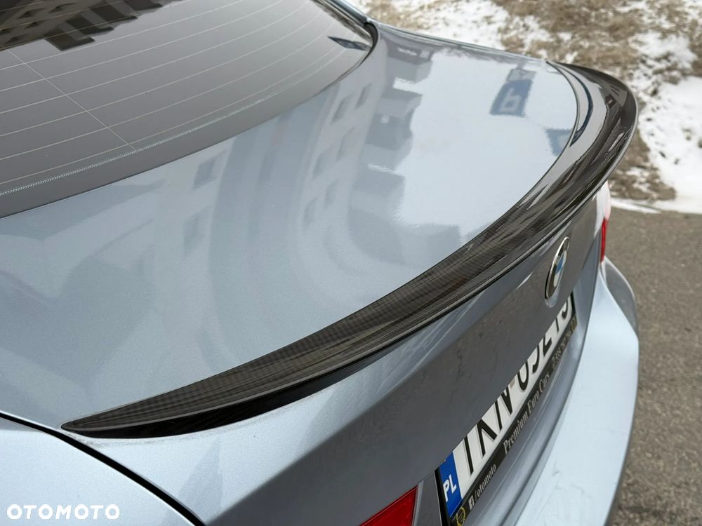 BMW Seria 3 320d Efficient Dynamics Edition - 12