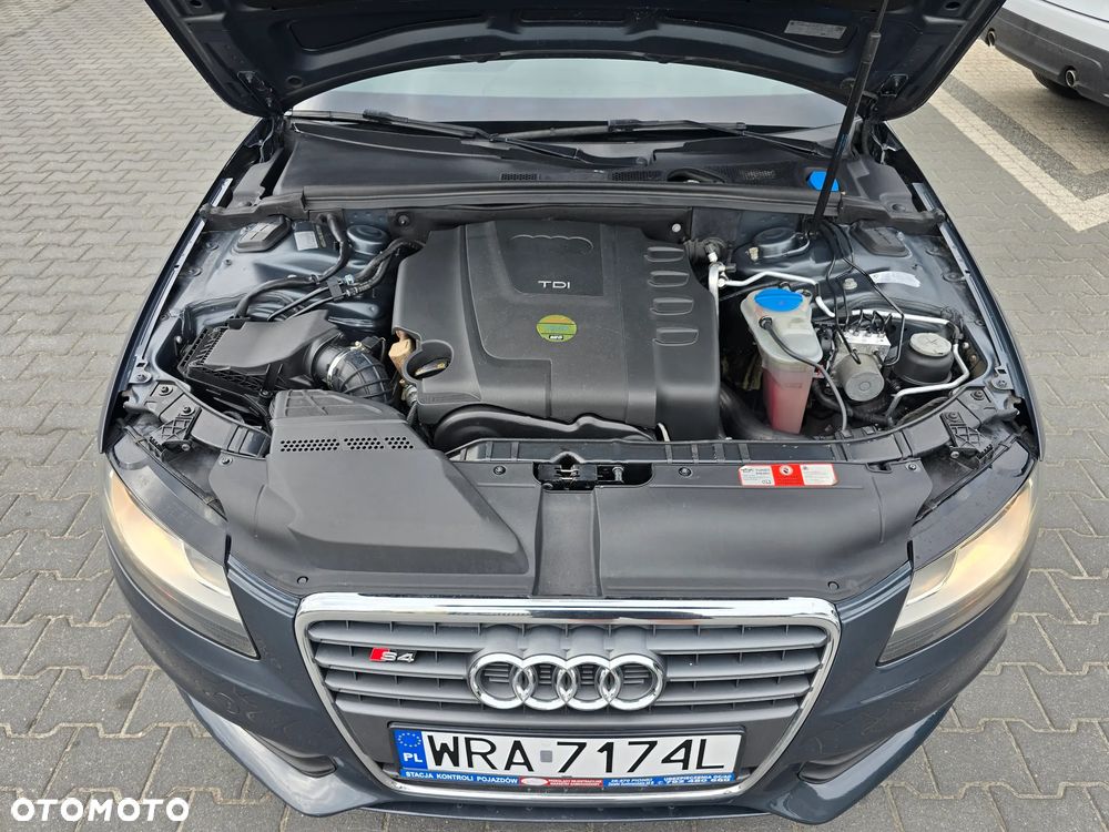 Audi A4 Avant 2.0 TDI DPF Ambition - 5