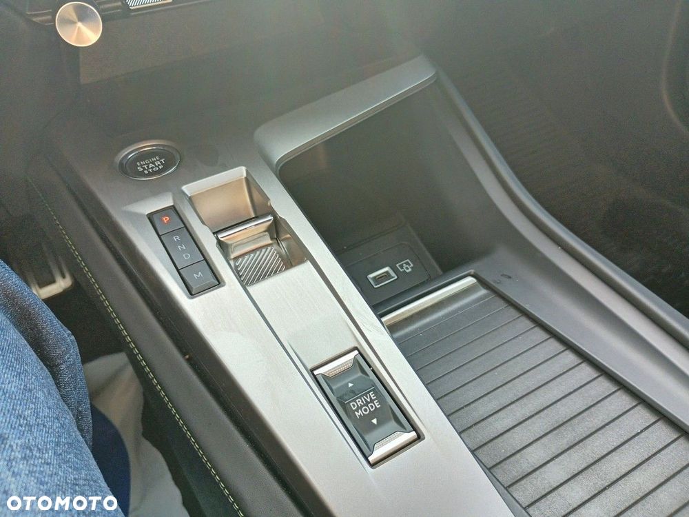 Peugeot 308 - 25