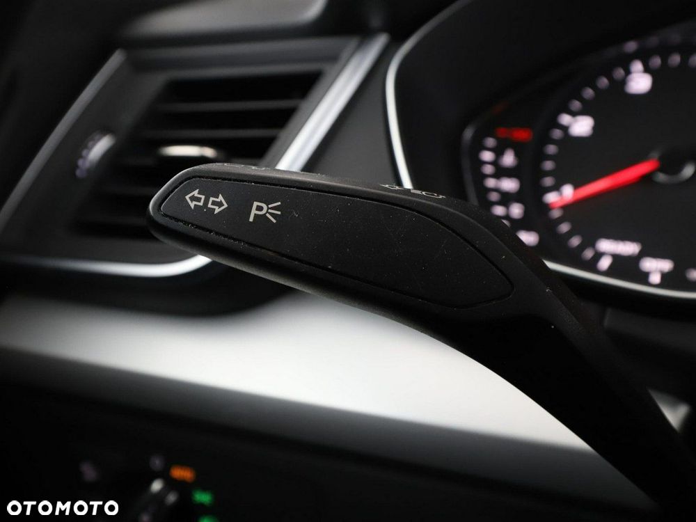 Audi Q5 35 TDI S tronic - 32