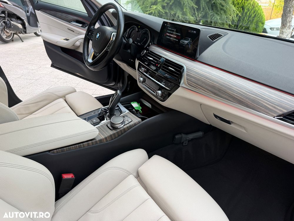 BMW Seria 5 530e AT PHEV - 24