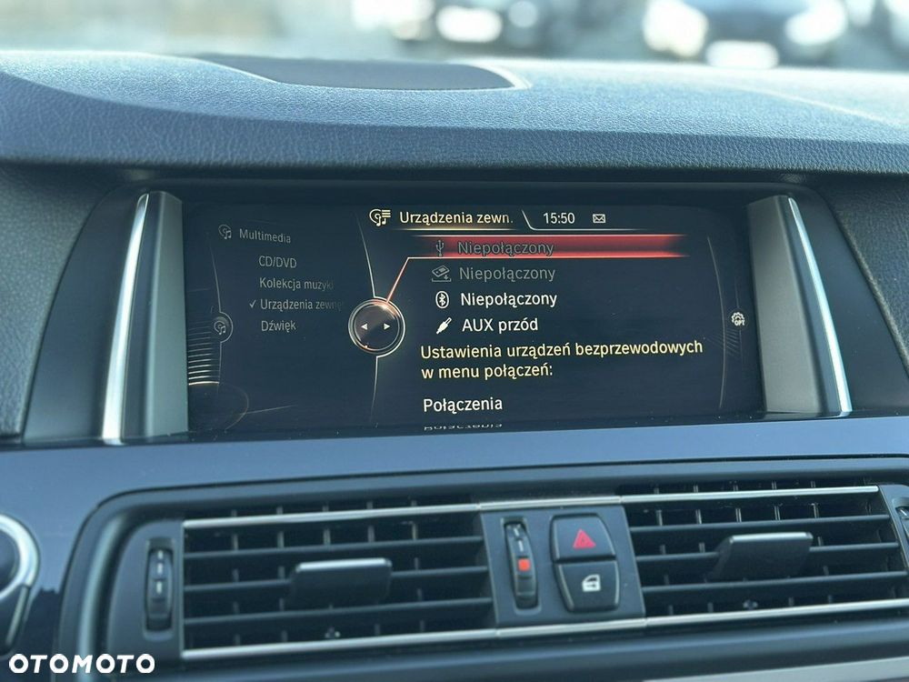 BMW Seria 5 528i xDrive - 27