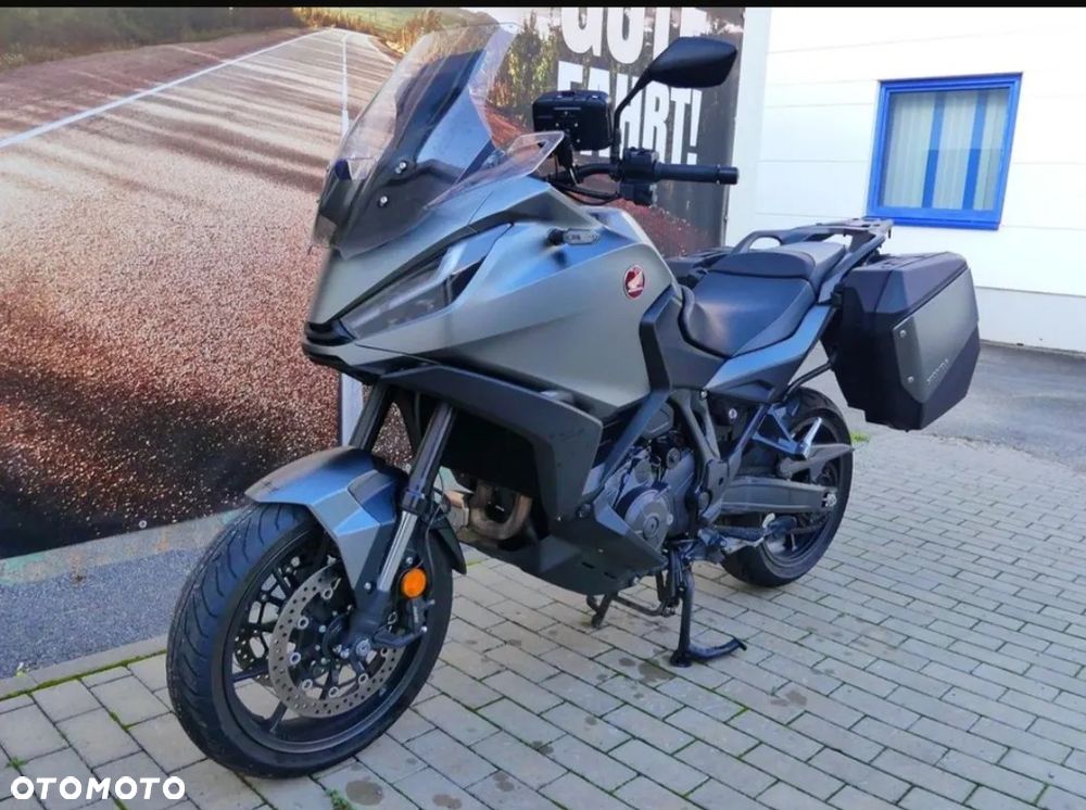 Honda NT