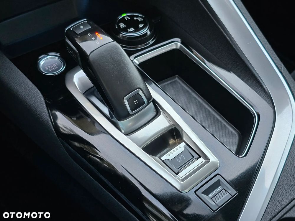 Peugeot 3008 1.6 PureTech GPF Crossway S&S EAT8 - 21