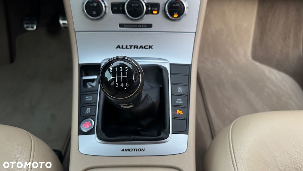 Volkswagen Passat Alltrack 2.0 TDI 4Mot - 23