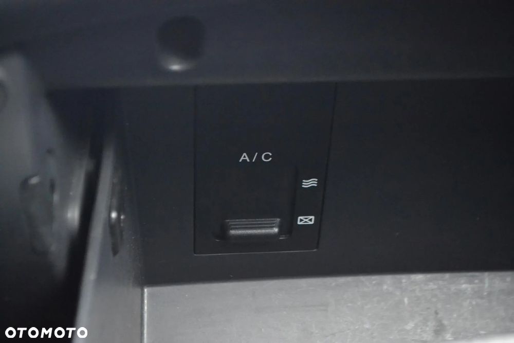 Hyundai i30 i30cw 1.6 CRDi UEFA EURO 2012 Edition - 23