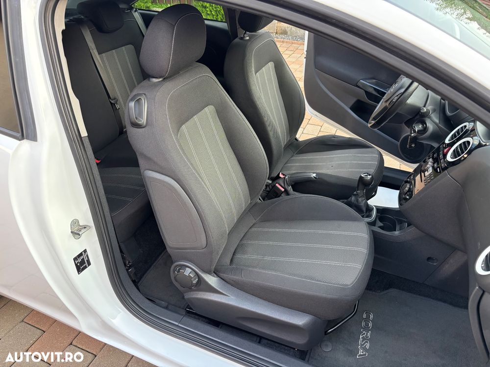 Opel Corsa 1.4 16V Color Edition - 14