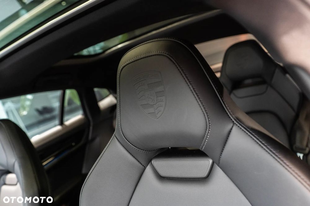 Porsche Panamera 4 - 31