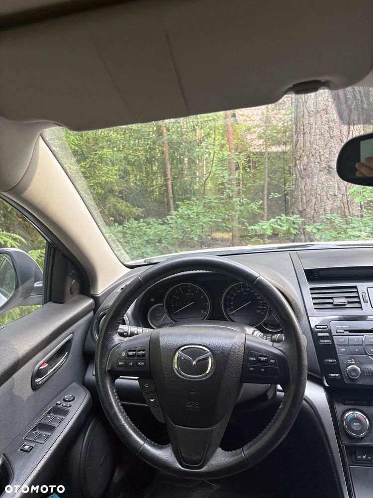 Mazda 6 2.0 Exclusive + - 9