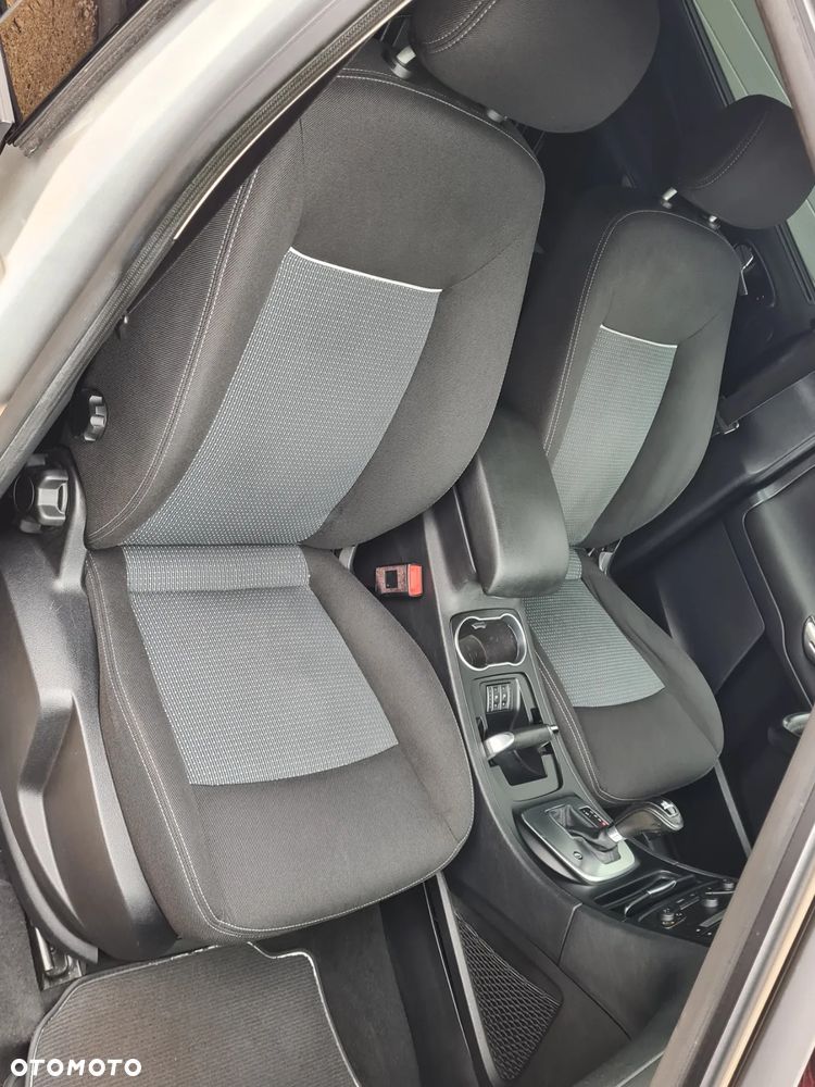 Ford Galaxy 2.0 TDCi Titanium - 12