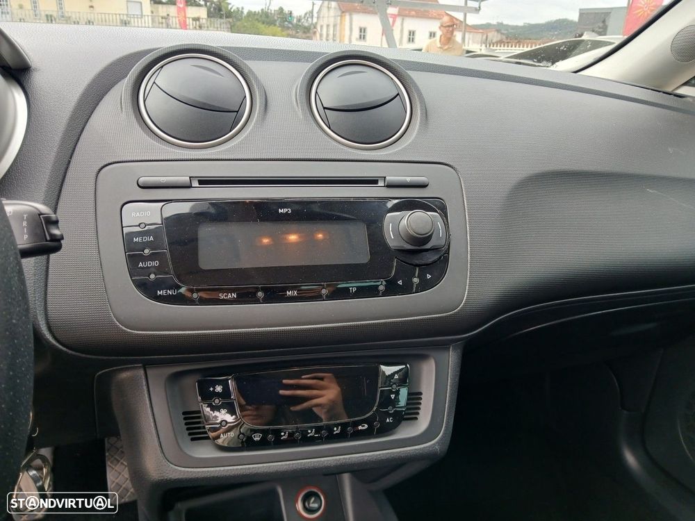 SEAT Ibiza - 16