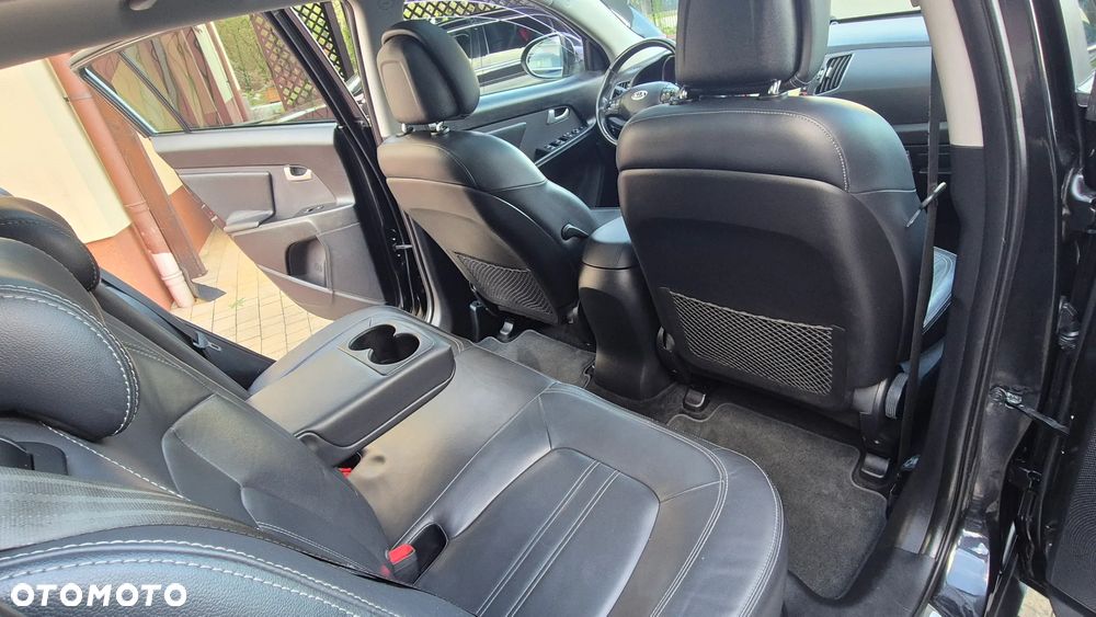Kia Sportage 1.7 CRDI 2WD ISG Dream-Team Edition - 26