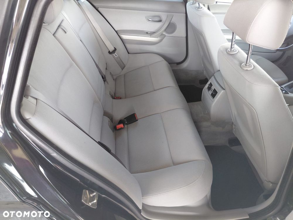 BMW Seria 3 - 19