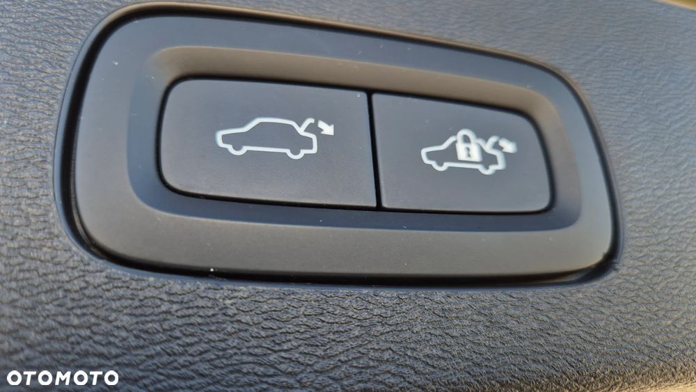 Volvo V60 T6 AWD Plug-In Hybrid Inscription Expression - 28