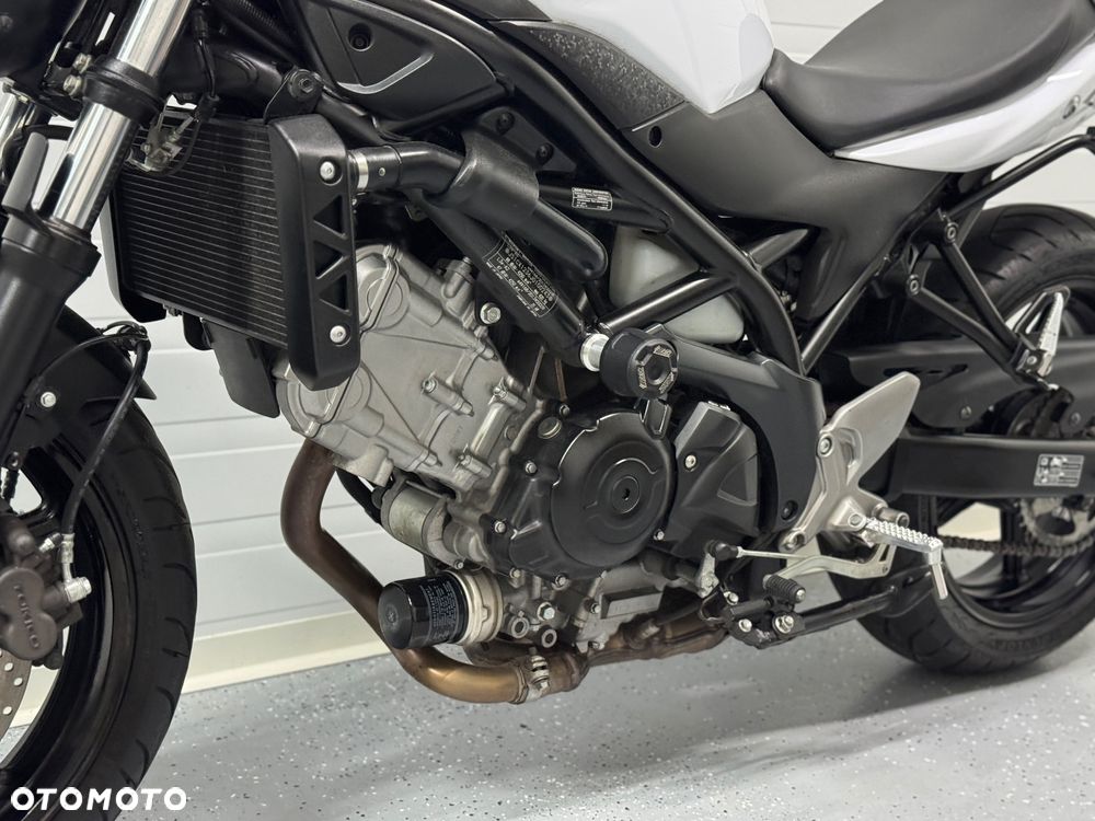 Suzuki SV - 24