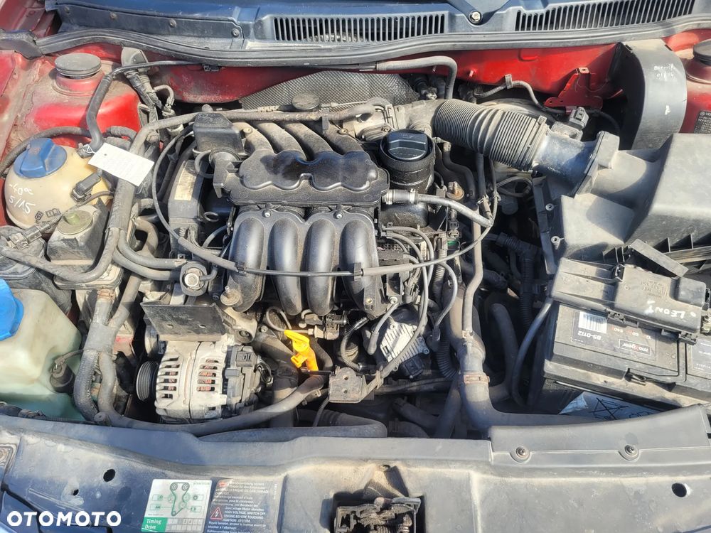Volkswagen Golf 1.6 Basis - 10