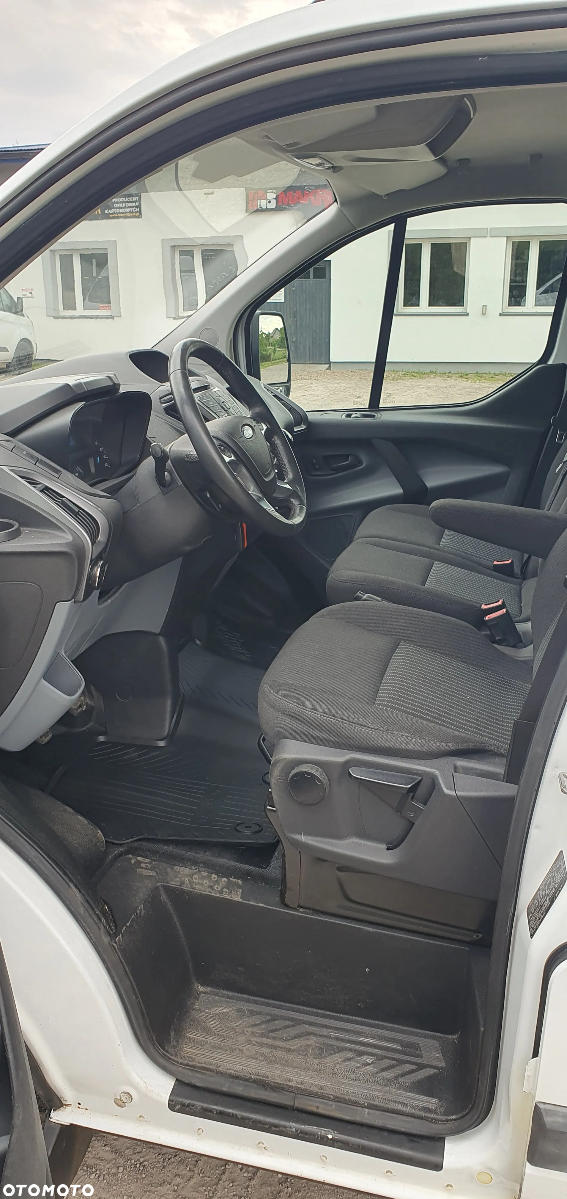 Ford Transit Custom - 8