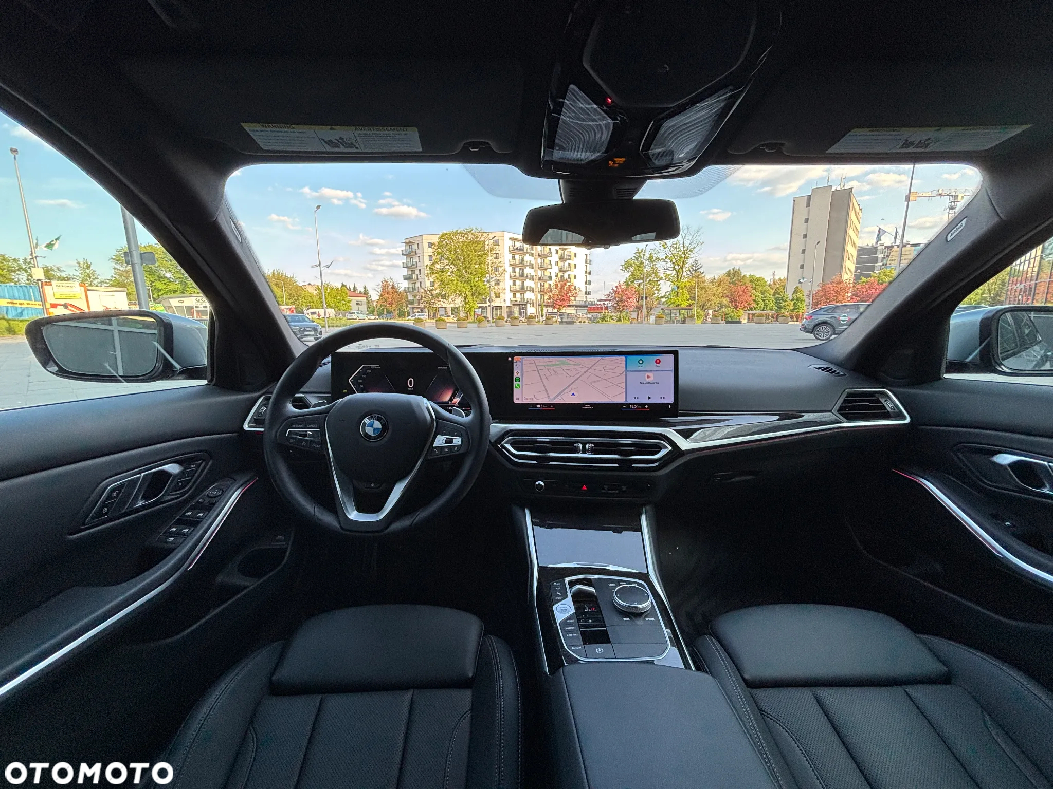 BMW Seria 3 330i - 13