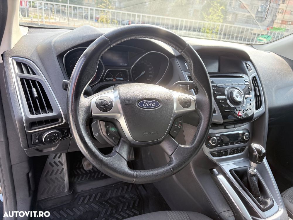 Ford Focus 1.6 EcoBoost Start Stop Sport - 9