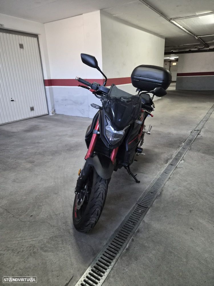 Honda Hornet CB750A - 2