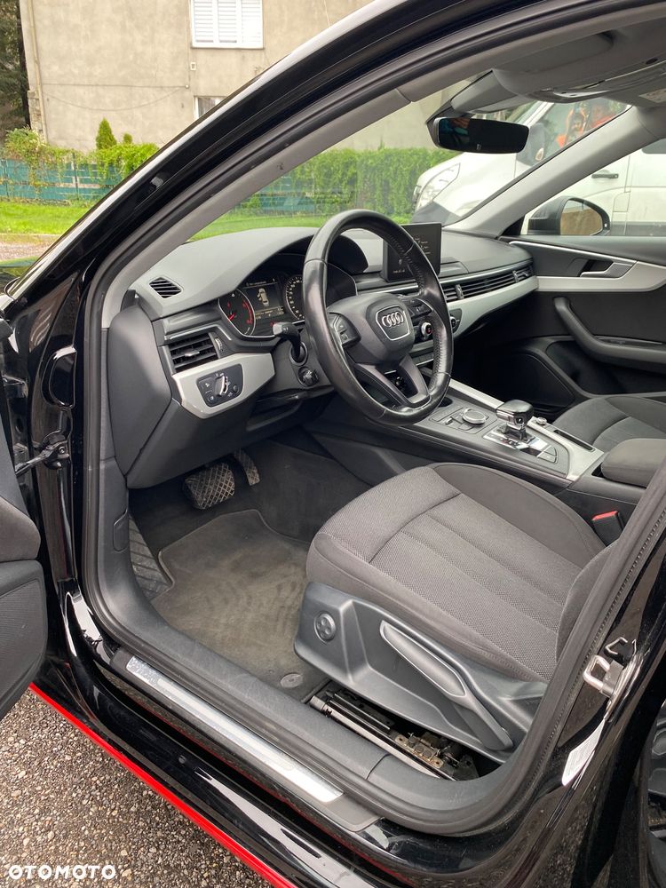 Audi A4 Avant 2.0 TDI S tronic - 9
