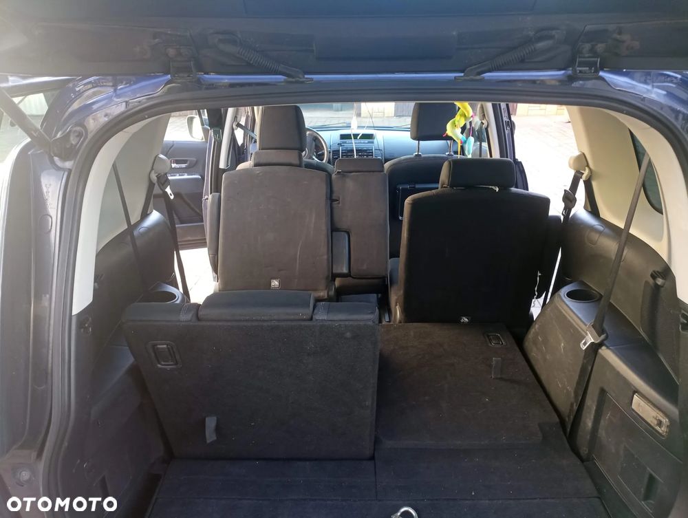 Mazda 5 - 7