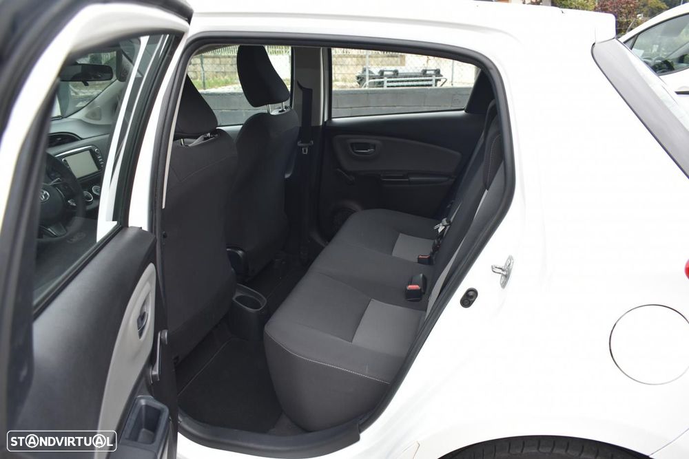 Toyota Yaris 1.4 D-4D Comfort+P.Style - 12